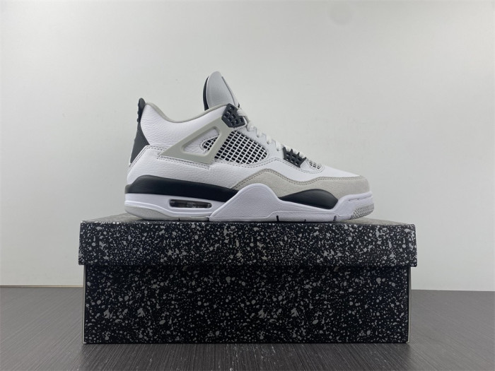 Air Jordan 4 Retro（GS）“military Black” DH6927-111