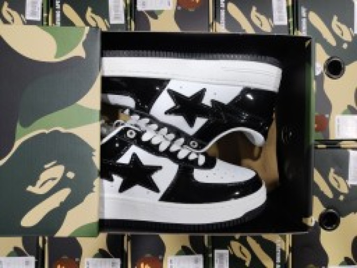 A BATHING APE MARVEL BAPE STA