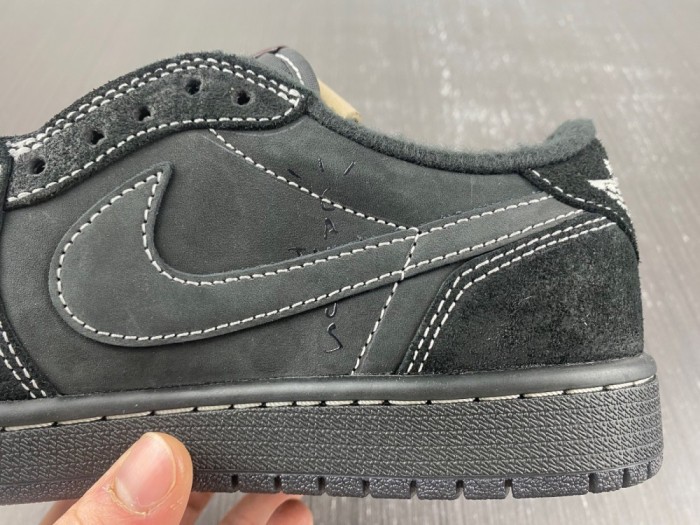 Travis Scott x Air Jordan 1 DM7866-001