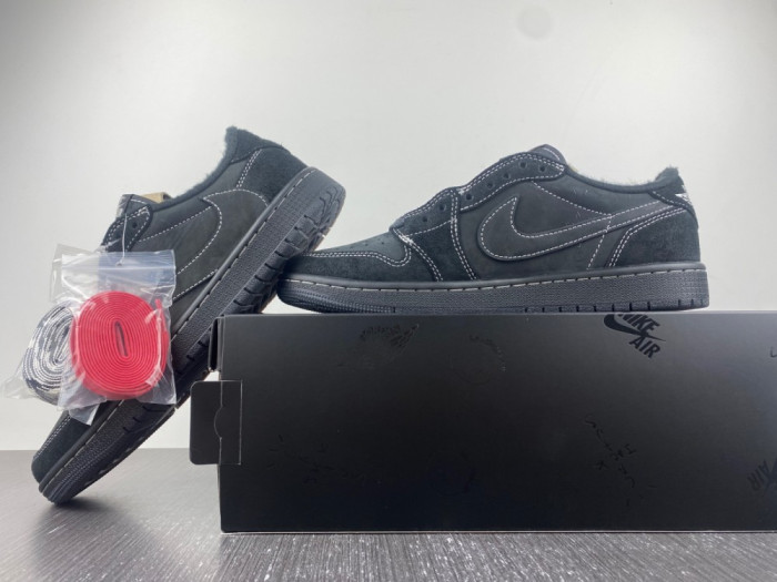 Travis Scott x Air Jordan 1 DM7866-001