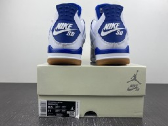 Nike SB x Air Jordan 4 "Pine Green" alliance DR5415-140