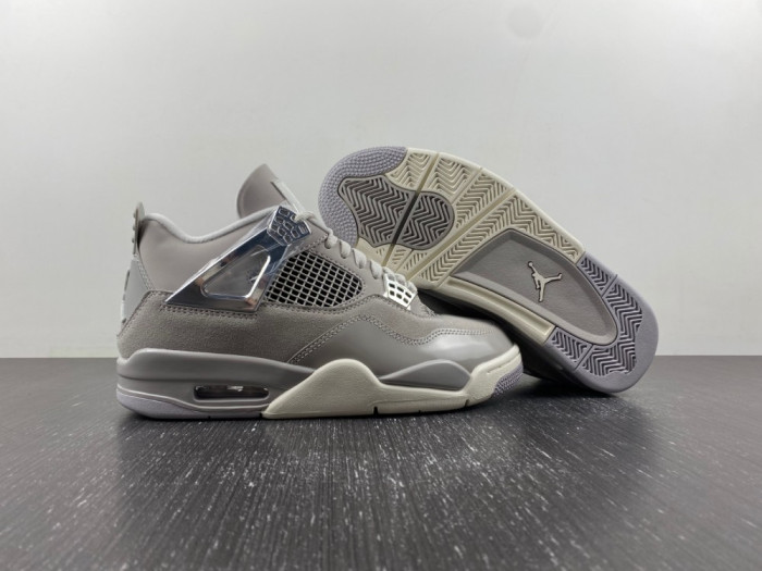 Jordan 4 Retro Frozen Moments AQ9129-001