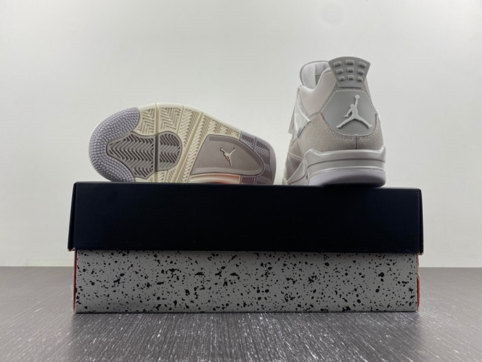 Jordan 4 Retro Frozen Moments AQ9129-001