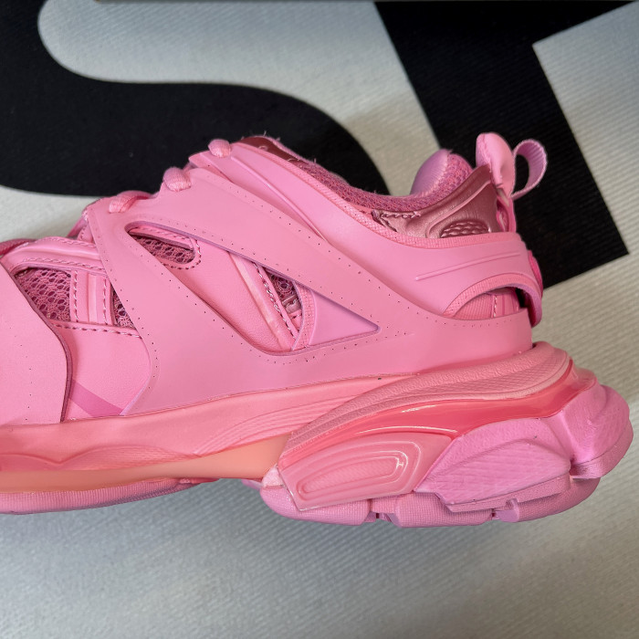 BLCG Track Trainer Pink Lighted 542436 W2LA1 5842