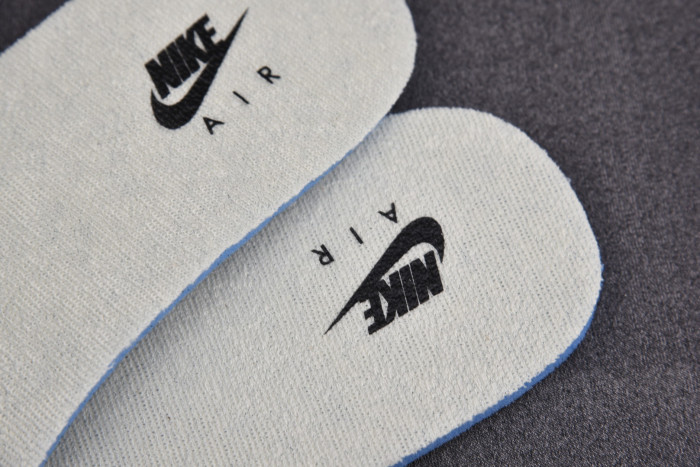 Off-White x Air Jordan 4 “Sail” CV9388-100